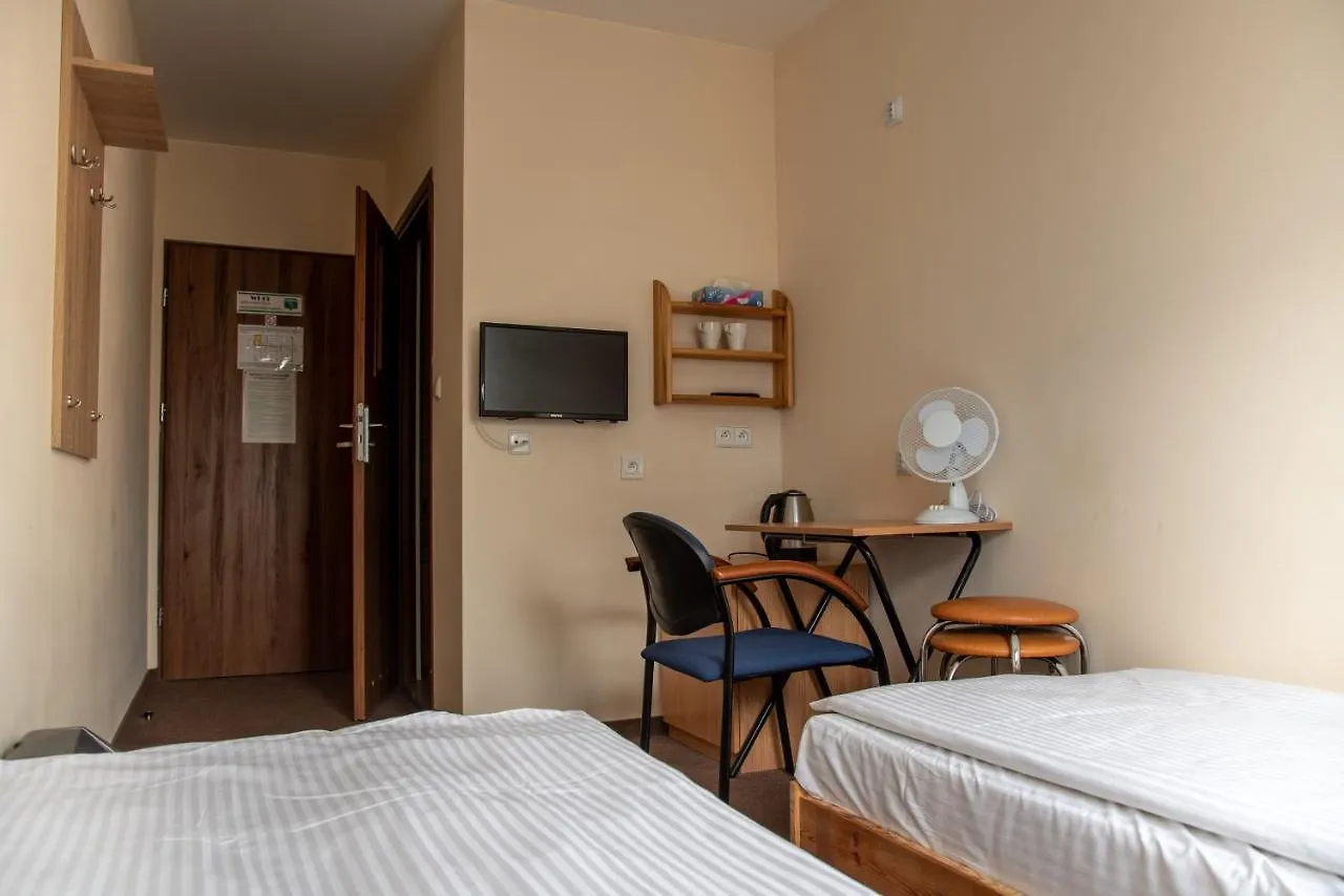 Luxhostel24 Varsovia Hostal