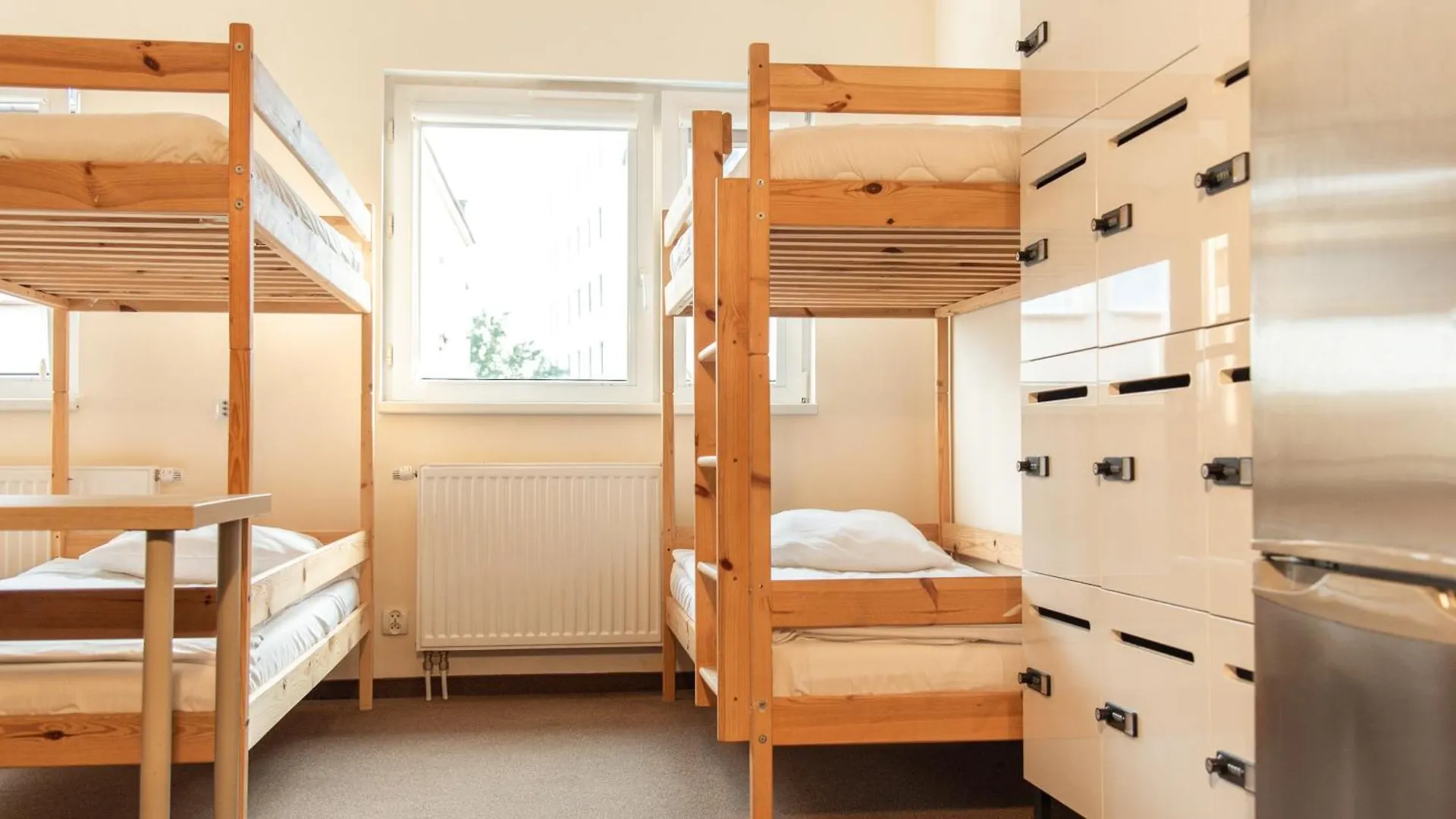 Luxhostel24 Warsaw Hostel